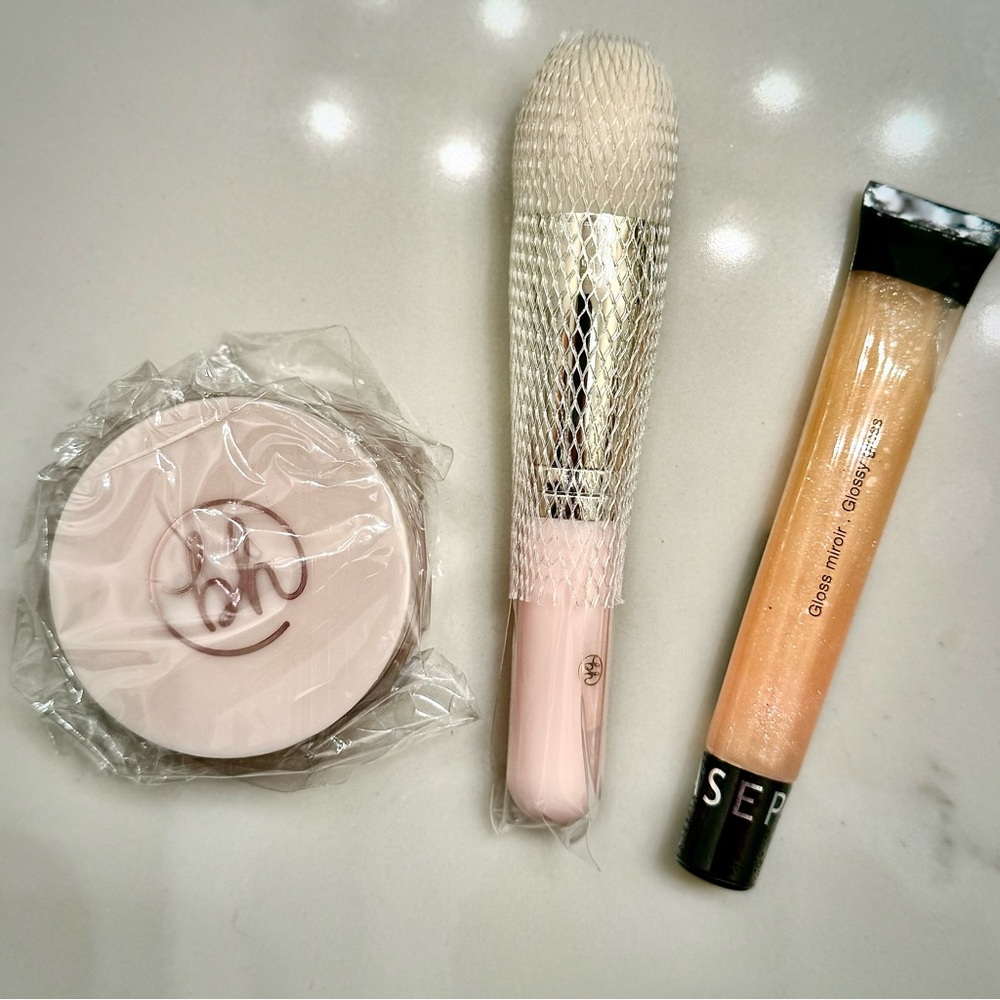 BH Cosmetics Fair Lights Body Shimmer w Makeup Brush & Sephora Pink Lip Gloss